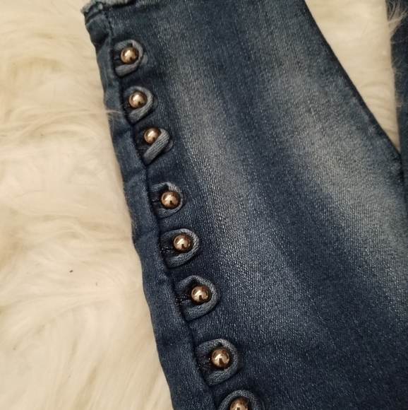 Jean - Picture 2 of 2